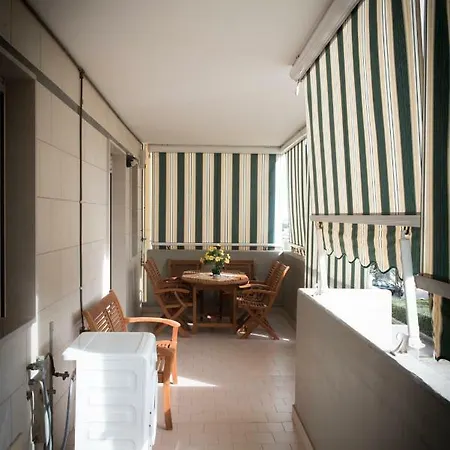 Casa Menhir Aet * Барі