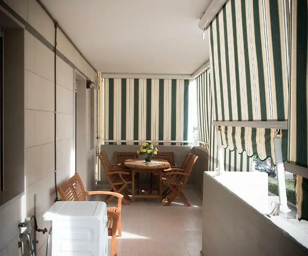 Casa Menhir Aet * Bari